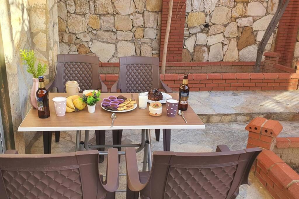 2+1 Apartm With Garden + Balcony , At Ladies Beach Kusadası Exteriör bild